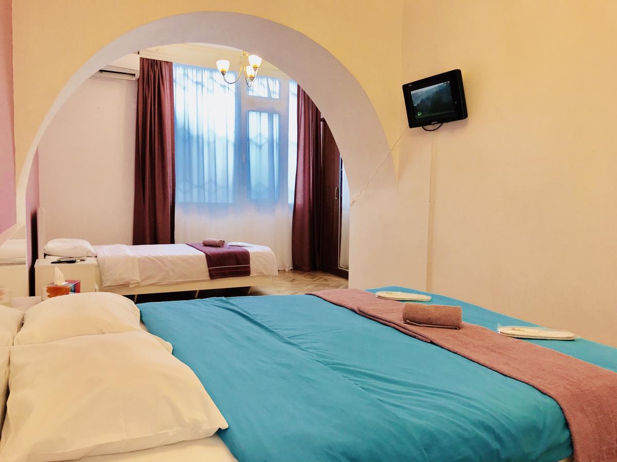 Check-In Apartment Near Fountain Square Vidadi Str Baku Exteriér fotografie